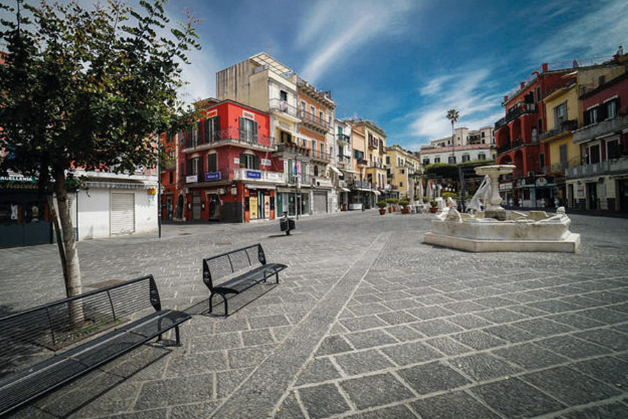 Piazza della Repubblica - Pozzuoli