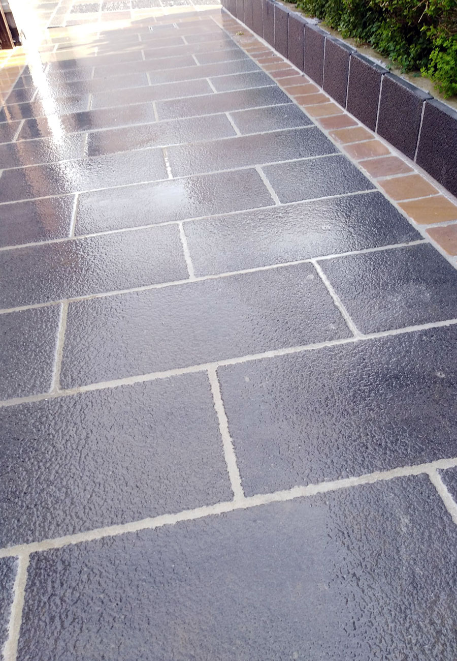 Dal 1987, City Stone distribuisce pietre naturali italiane ed estere. Ampia scelta, consulenza tecnica e due sedi strategiche per soddisfare ogni esigenza.